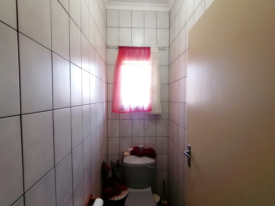 4 Bedroom Property for Sale in Stilfontein Ext 4 North West